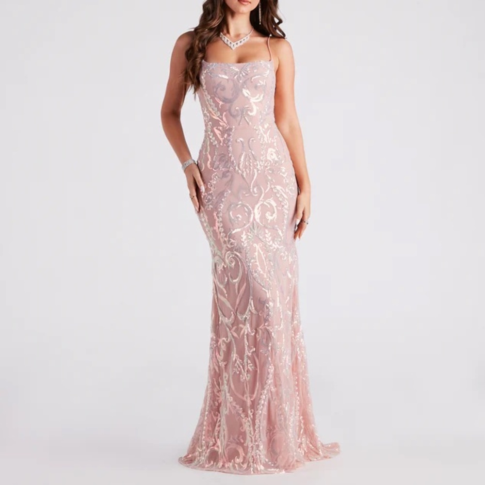 Windsor Keanna Formal Sequin Mermaid Blush Gown Prom Dress size S